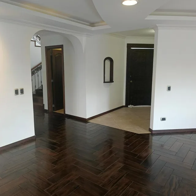 Vive en La Tranquilidad de Tanda Conjunto Casa 3 Dorm. Mas Estudio Sala Tv Hermoso Jardin Propio — imagen 5