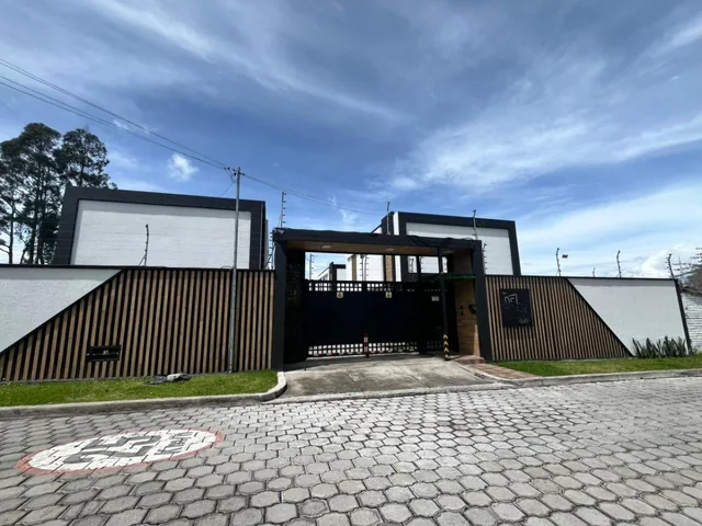 Casa de 231 m², por Estrenar, 3 Habitaciones, Venta, Pifo, Urbanización — imagen 4