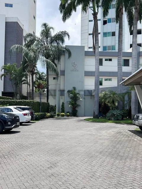 Venta de Parqueo Cubierto en Urb. Tennis Club, Samborondon, Guayas — imagen 3