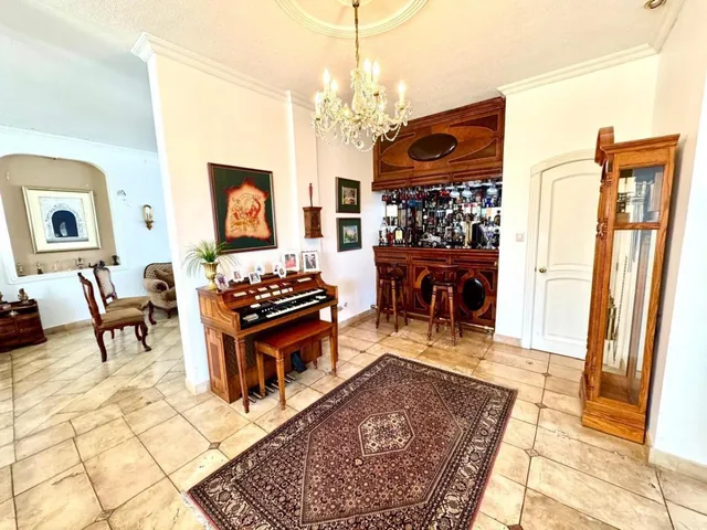 Casa Independiente de Venta en La Primavera, Cumbayá — imagen 5