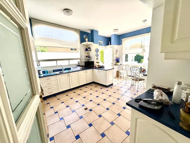 Casa Independiente de Venta en La Primavera, Cumbayá — imagen 3