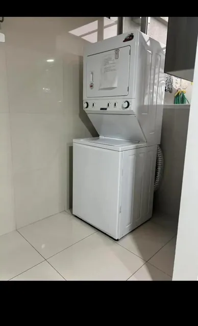 Venta Hermoso Departamento con Terraza Sector Colegio Einstein — imagen 2