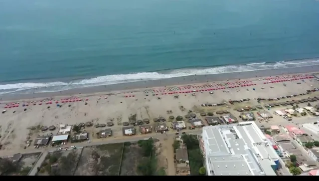 En Venta Espectacular Terreno con Vista Al Pie del Mar Playas - a Marín, Guayas — imagen 5
