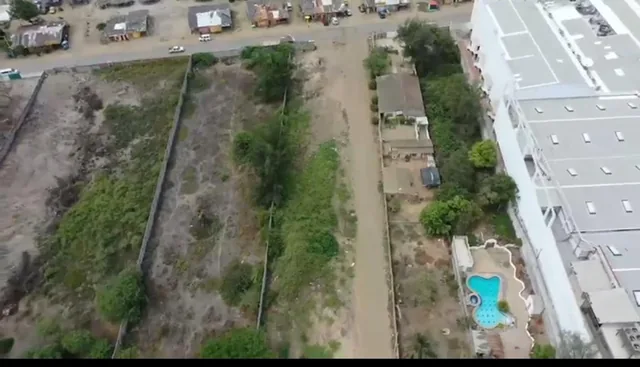 En Venta Espectacular Terreno con Vista Al Pie del Mar Playas - a Marín, Guayas — imagen 4