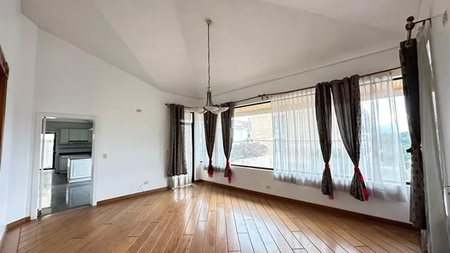Casa de Venta o Renta Ideal Empresas Familias Grandes — imagen 4