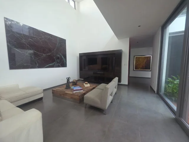 Laguna Club, Venta o Renta de Casa Inteligente con Vista a La Laguna de 4 Dorm., Guayas — imagen 4