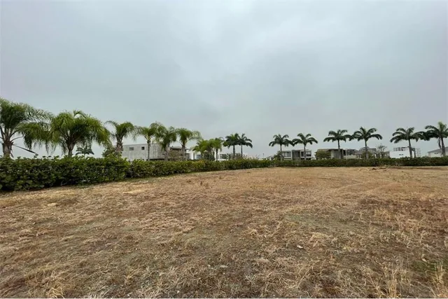 En Venta Terreno en Isla Mocolí L´isola - K. Aguirre, Guayas — imagen 2