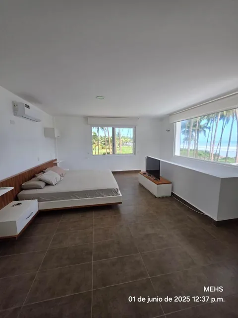 Vendo Linda Casa en Cojimies, Manabi, Vía Perdernales Conjunto Cerrado 4 Dorm. $200 Mil, Manabí — imagen 2