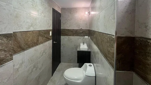 Casa de Venta en Miromar Zona Sur Manta Manabí, Manabí — imagen 2