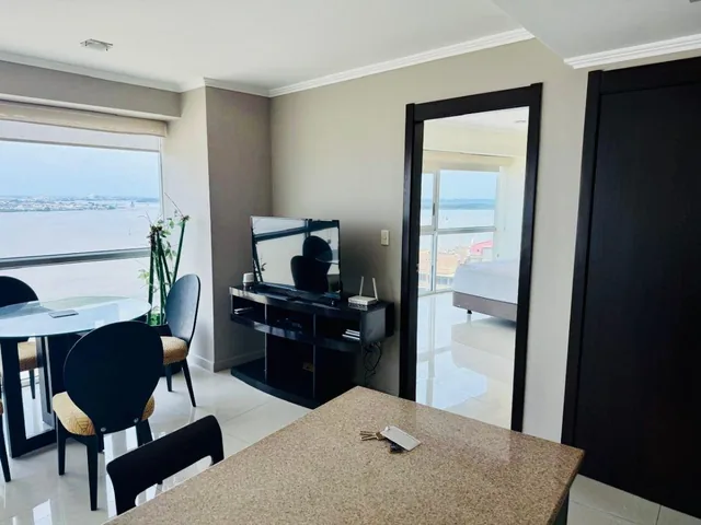 Vendo o Alquilo Departamento Amob Puerto Santa Ana, Guayas — imagen 3