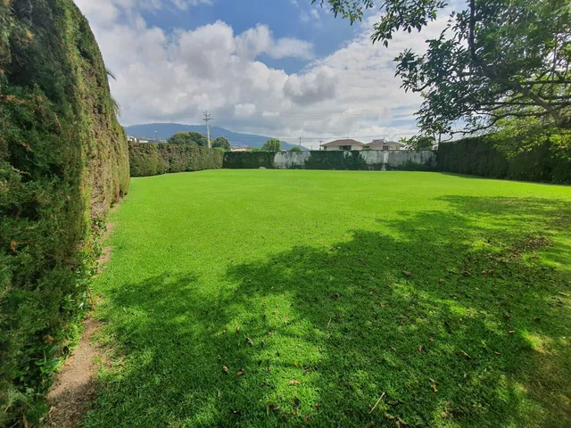 Terreno de Venta en Una de Las Mejores Urbanizaciones de Cumbayá. Ultimo Terreno de La Urbanización — imagen 2