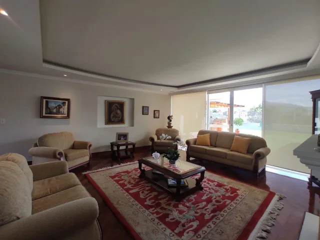 Casa de Lujo en Venta en Cumbayá — imagen 2