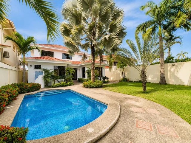Casa en Venta en Vista Al Parque | 4 Dorm. | 689 m² | Samborondón | Mons García, Guayas — imagen 5