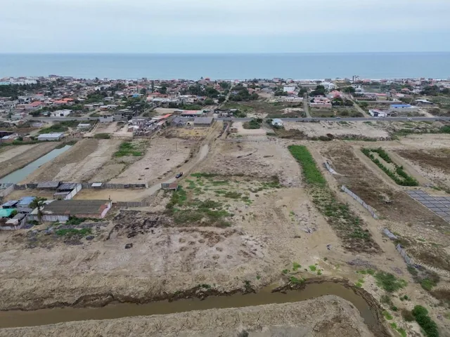 Venta de Terreno Urbano en Bahía de Caráquez Charapoto, Manabí — imagen 5