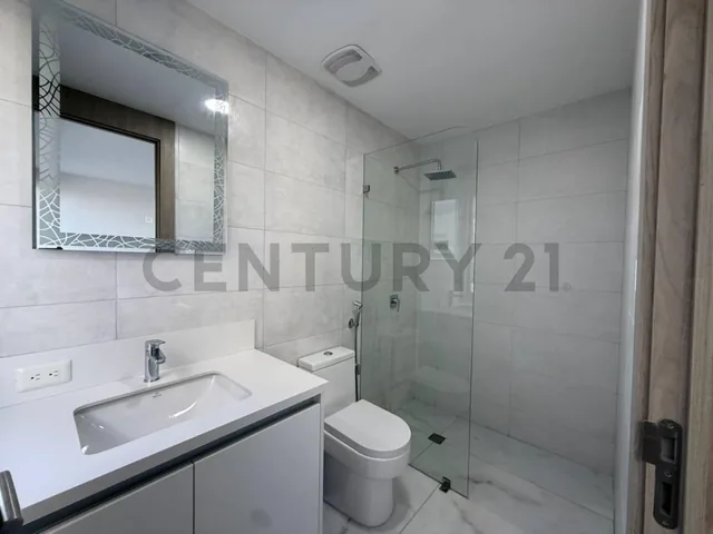 Venta de Departamento, Edificio Titanium 1, Guayas — imagen 2