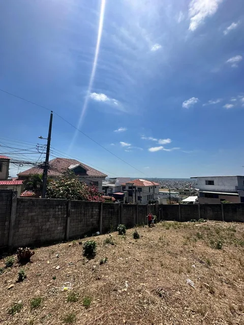 Terreno Grande en Bellavista - 3 Solares en 1 - con Cerramiento y Vereda, Guayas — imagen 2