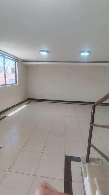 En Venta/ Renta Hermosa y Muy Comoda Casa, 4 Dorm., 2 Garajes, Sector La Campiña, El Condado — imagen 5