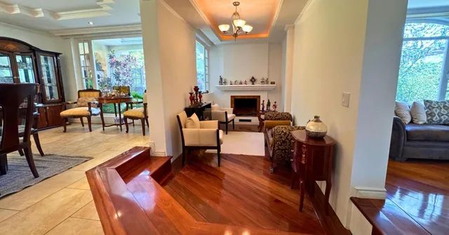 Exclusiva Residencia Luxury Urb. Cunucbamba Tumbaco — imagen 5