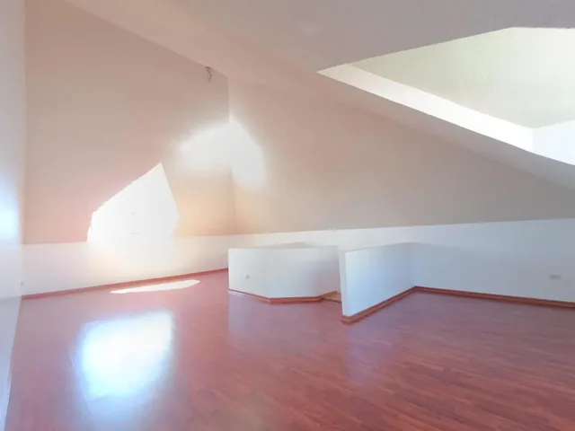 Casa en Carcelén, Tres Plantas — imagen 2