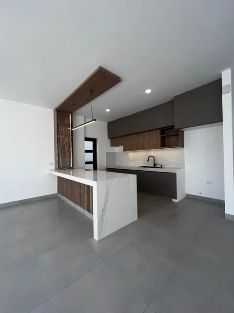 En Venta Hermosa Casa de Estreno en Ciudad Celeste - 4 Dorm., Km 9.5 Samborondon, 219 m², Guayas — imagen 4