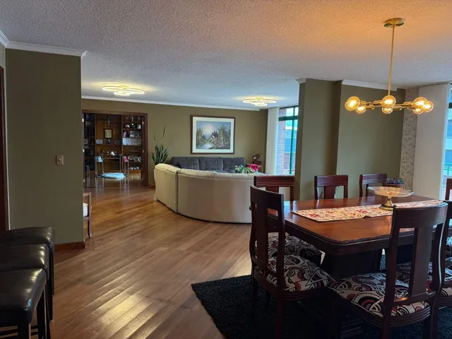 Vendo Dpto Duplex Quito Tenis 3 Dormitoerios. Provincia de Pichincha — imagen 4