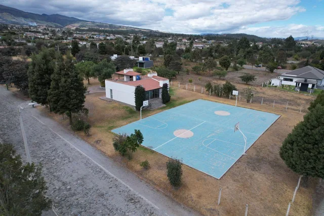 Terreno de Venta en Malchingui 2.000 m² Urbanización en Vía Principal — imagen 3