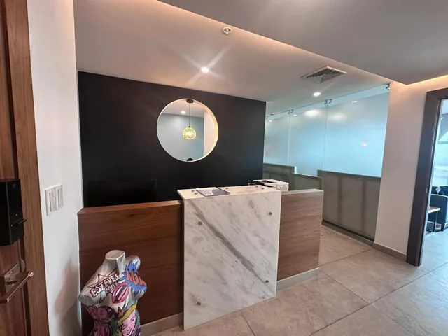 Oficina en Venta en Edificio, Cerca del Aeropuerto de Guayaquil, Guayas — imagen 4