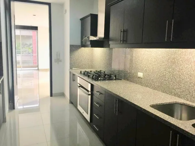 ¡Departamento en Venta en El Corazón de Samborondón!, Guayas — imagen 4