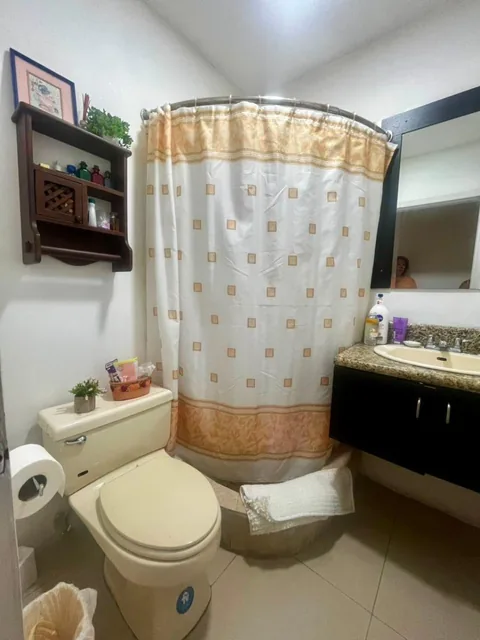 Departamento de Venta Colinas de Ceibos Calle Cerrada, Guayas — imagen 5
