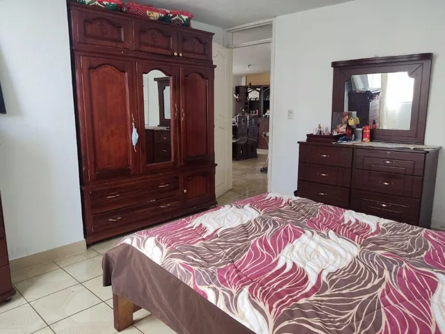 Casa Rentera Esquinera en Venta Carapungo | 3 Departamentos | $750 Ingreso Mensual — imagen 5