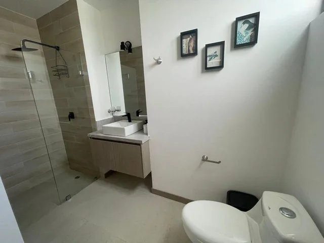 Departamento de Venta Frente Al Mar en Manta, Manabí — imagen 2