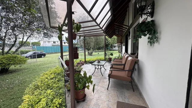 Se Vende Propiedad en El Valle de Los Chillos — imagen 4