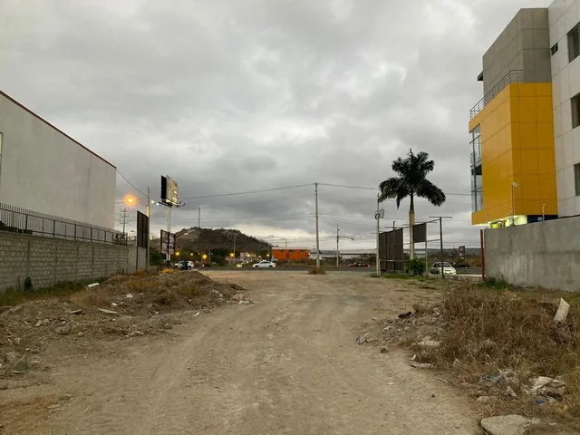 Terreno de Venta en Manta Via Circunvalación, Manabí — imagen 2
