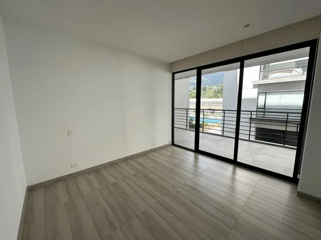 Departamento en Venta 3 Habitaciones Tumbaco Ruta Viva — imagen 2