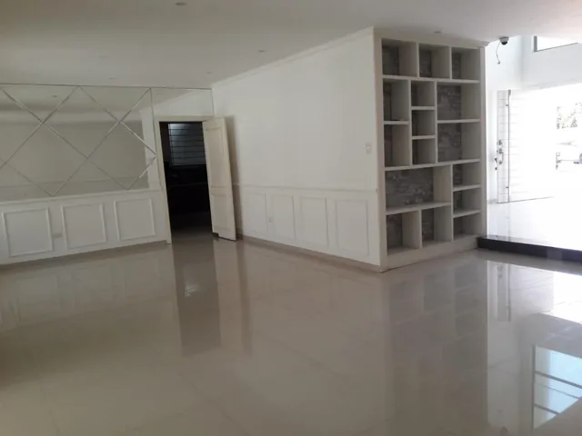 En Venta Casa 3 Urbanizaciòn Los Parques - Los Ceibos - Mae. Recalde, Guayas — imagen 4