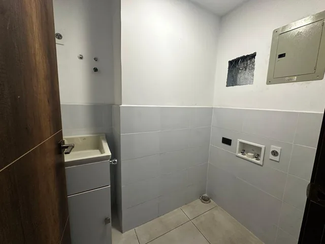 Se Vende Departamento a Estrenar Sobre Av del Establo — imagen 2