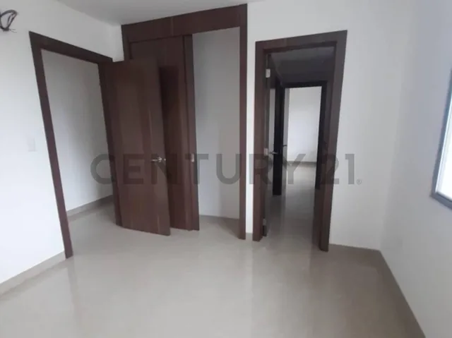 Venta Departamento en Urb. Bosques de Los Ceibos, Guayas — imagen 2