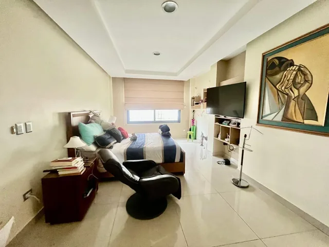Vendo o Alquilo Casa Esquinera Una Planta con Piscina Puerto Azúl, Guayas — imagen 2