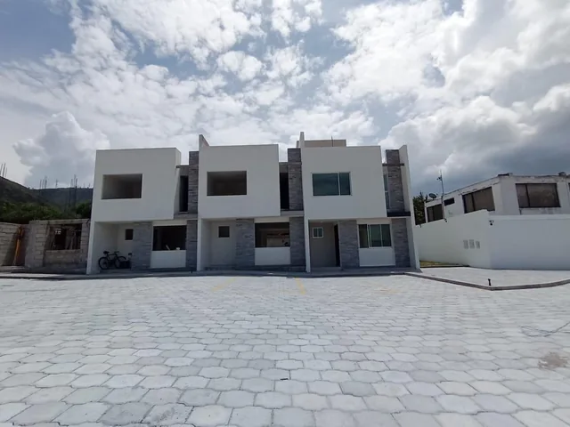 Venta Hermosa Casa Ubicada en La Pampa — imagen 5