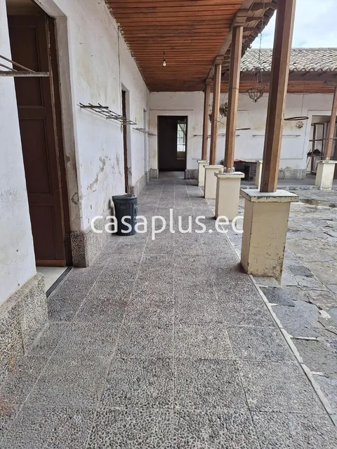 Casa en Venta en El Centro de Latacunga, Cotopaxi — imagen 2