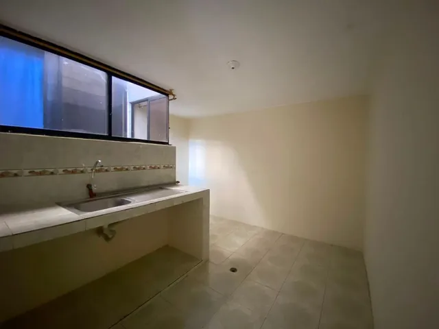 En Venta Casa Rentera - Carcelen Bajo — imagen 2