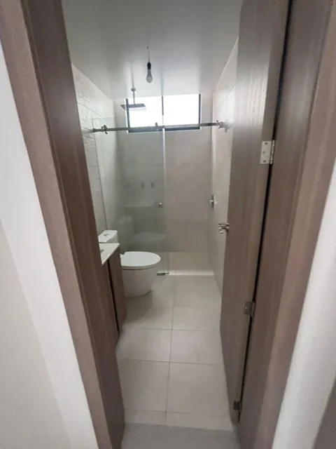 Vendo Departamento de Dos Dorm. por Estrenar en El Sector del Batan — imagen 3