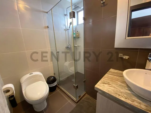 Venta – Departamento Full Amoblado Afrente Al Mar | Salinas Verv — imagen 5