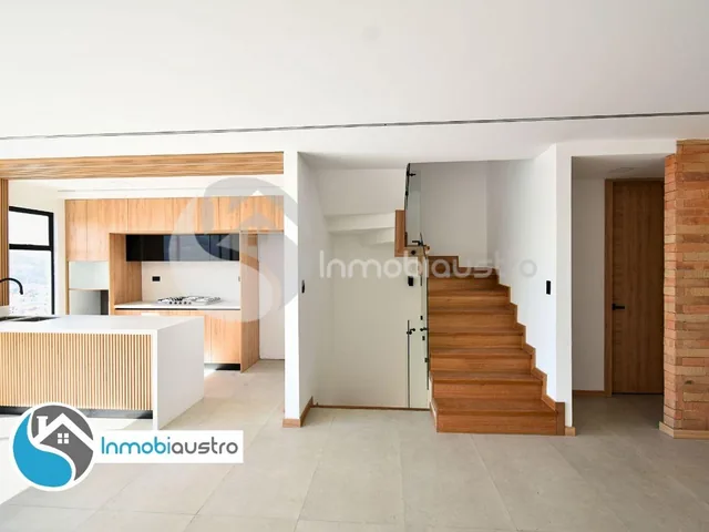 Emov Misicata, Venta de Hermosa Casa con Vista Al Sector, Azuay — imagen 5