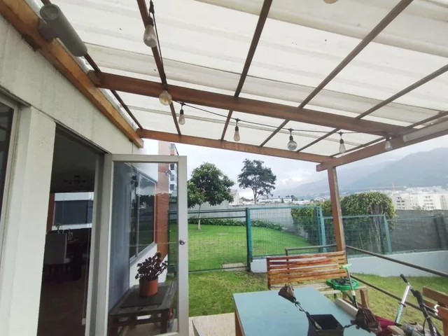 Monteserrin, Platinum Plaza 190 M²,parqueadero y Jardin Independiente — imagen 2