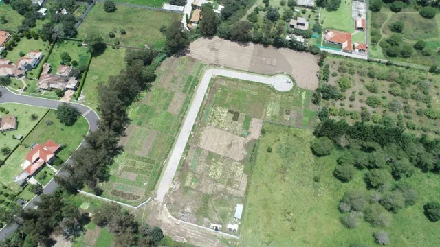 Venta Terreno Plano Urb. Tumbaco 817 a 1.286 m² — imagen 3