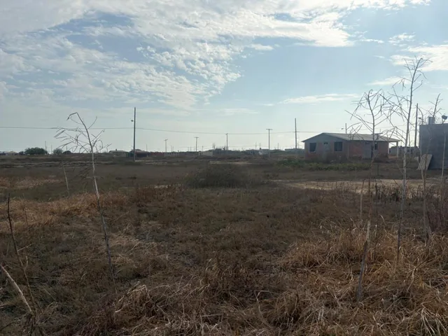 Terreno de 300 m² en Venta en Centro de Playas, Urbanización Marparaiso, Guayas — imagen 4
