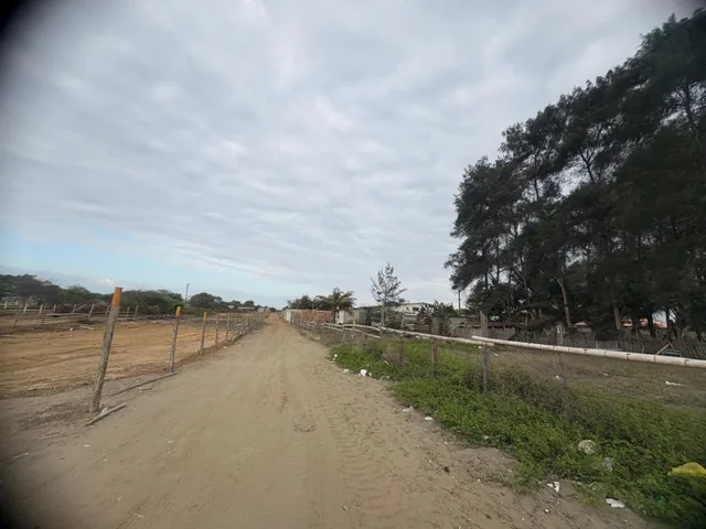Terreno de 190 m² en Venta en Sur de Playas, a Pocos Pasos del Mar, Guayas — imagen 3