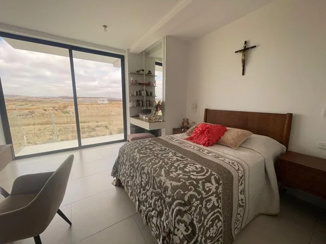 Casa de Lujo Frente Al Mar, de Venta en La Mejor Urb. Manta, Ciudad del Mar. Manabí — imagen 2