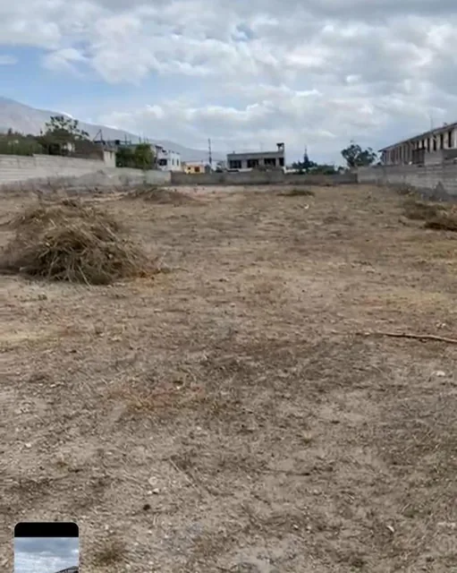 Terreno de 3942 m² en Venta en Mitad del Mundo — imagen 2